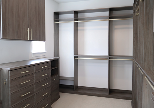 walk in bedroom closet organization